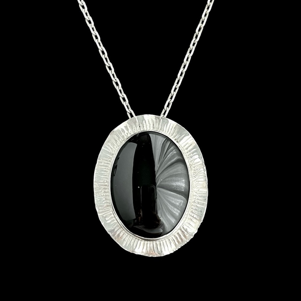 Vintage 925 sterling silver black onyx brooch pin Artisan made